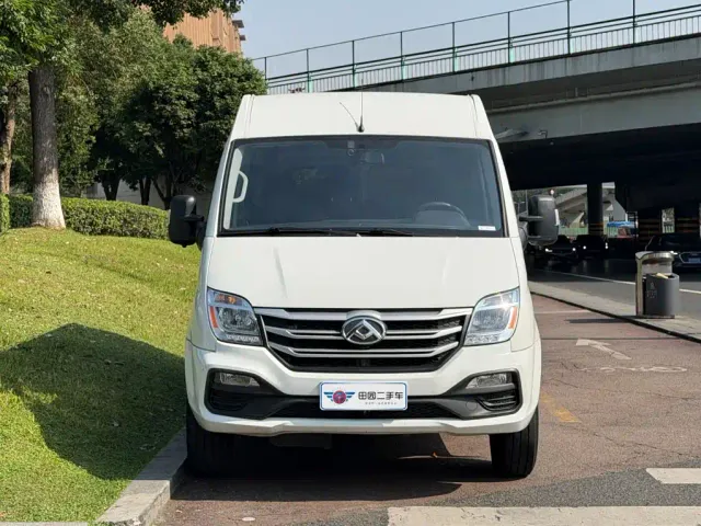 Maxus Xintu V80 — Фото автомобиля 2
