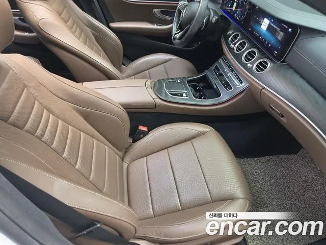 Mercedes-Benz E-Class W213 — Фото автомобиля 12