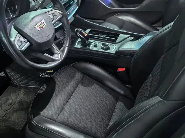 Cadillac CT5 — Фото автомобиля 6