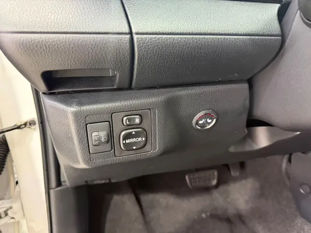 Toyota YARiS L Zhi Xuan — Фото автомобиля 9