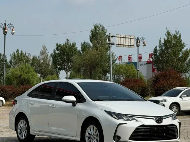 Toyota Corolla — Фото автомобиля 3