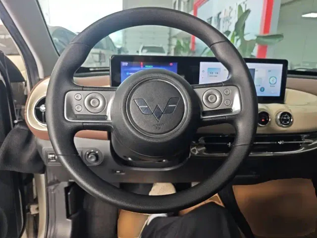Wuling Bingo — Фото автомобиля 10