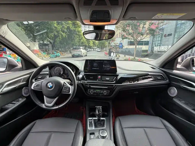 BMW 1 Series — Фото автомобиля 13