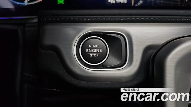 Mercedes-Benz G-Class — Фото автомобиля 30