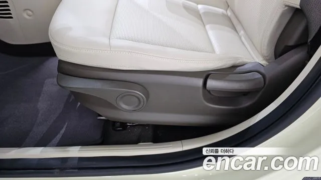 Hyundai Casper Electric — Фото автомобиля 30