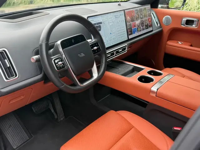 Li Auto L9 — Фото автомобиля 3