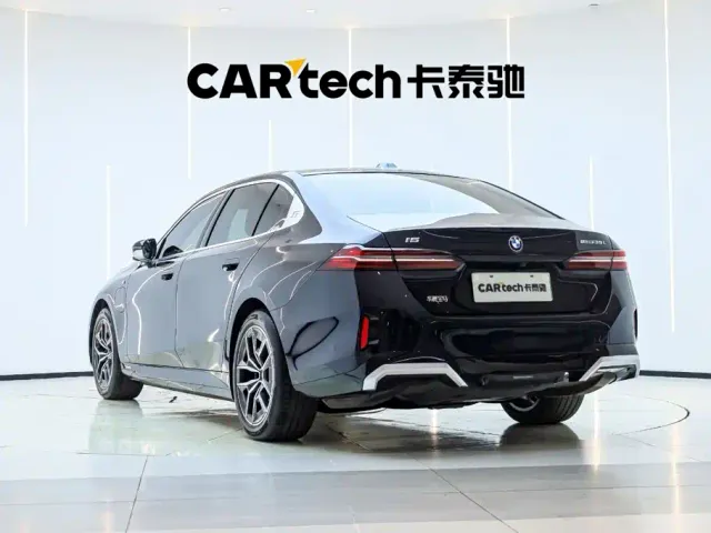 BMW BMW i5 2024 eDrive 35L M Sport Package — Фото автомобиля 8