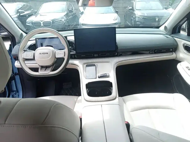 GAC Aion S MAX — Фото автомобиля 9