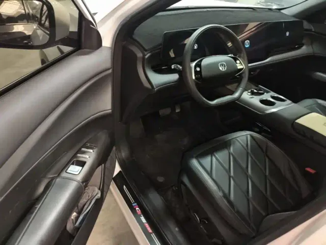 Changan CS75 Plus — Фото автомобиля 15