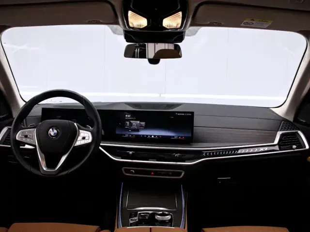 BMW X7 — Фото автомобиля 5