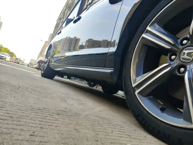Honda Inspire Hybrid — Фото автомобиля 18