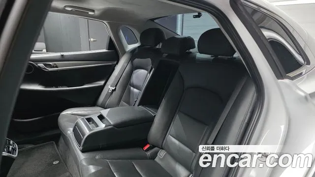 Hyundai Grandeur Grandeur (New) Hybrid — Фото автомобиля 18