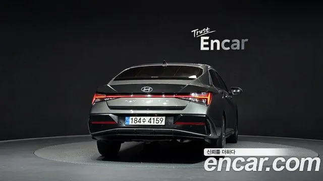 Hyundai Avante CN7 — Фото автомобиля 4
