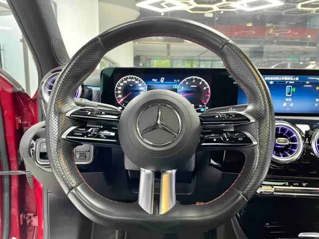 Mercedes-Benz A-Class — Фото автомобиля 9