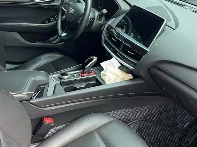Cadillac CT5 — Фото автомобиля 5