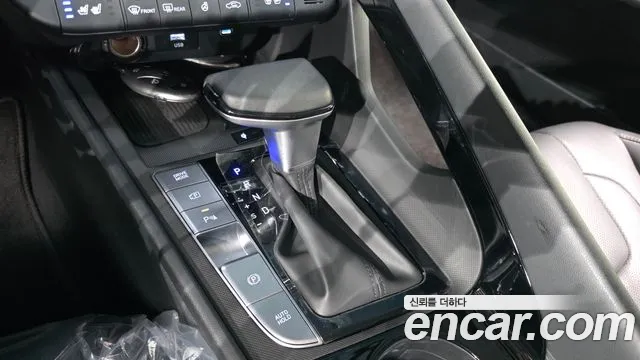 Hyundai Avante CN7 — Фото автомобиля 9