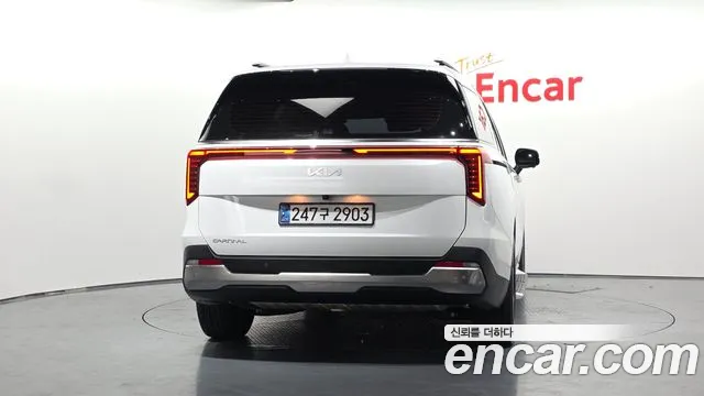 Kia Carnival 4th Gen — Фото автомобиля 4