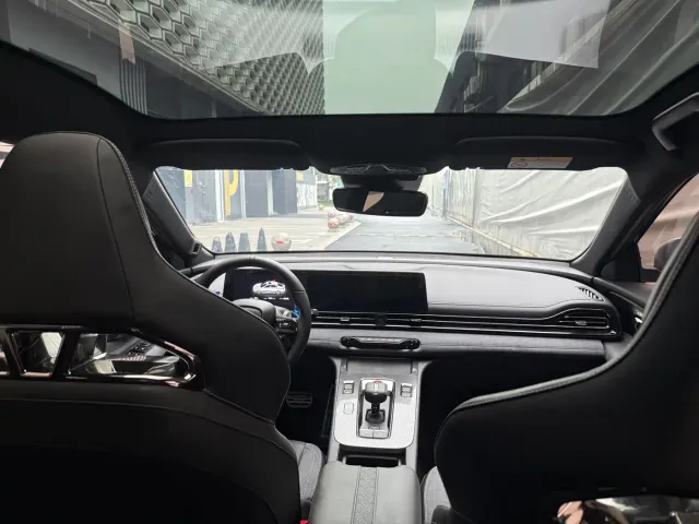 GAC Trumpchi Trumpchi Emkoo 2023 400T Automatic R PRO — Фото автомобиля 11