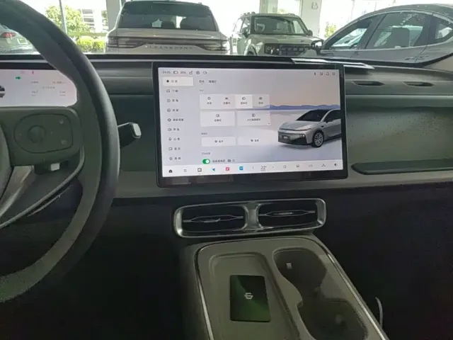 Leapmotor Leapmotor B01 2026 550 LiDAR Edition — Фото автомобиля 12