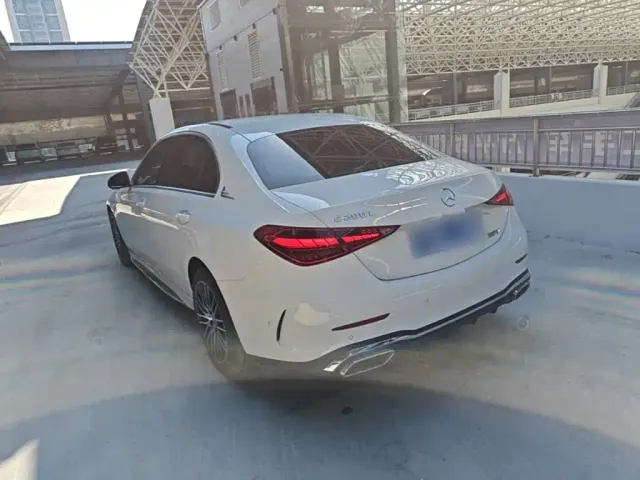 Mercedes-Benz C-Class — Фото автомобиля 4