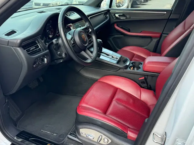 Porsche Macan — Фото автомобиля 7