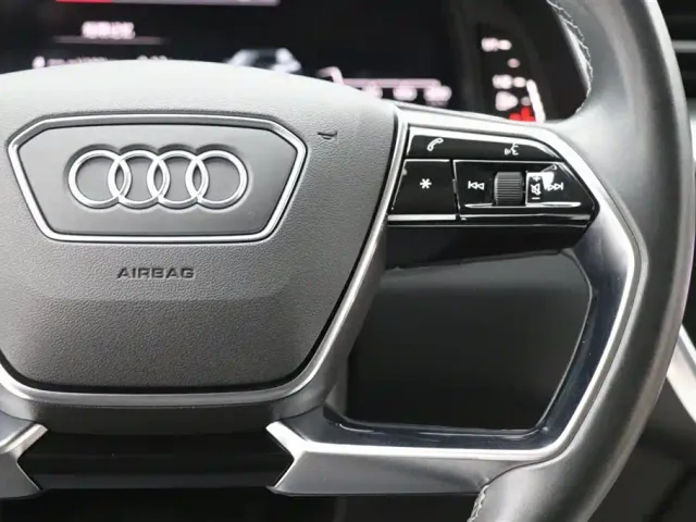 Audi A7L — Фото автомобиля 18