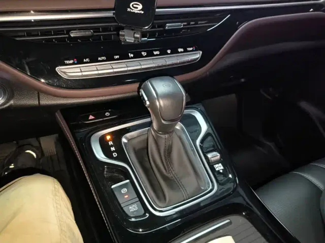GAC Trumpchi M6 — Фото автомобиля 13