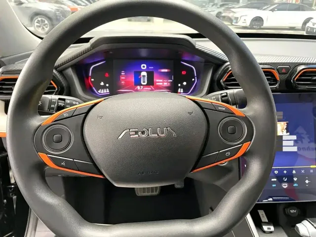 Dongfeng Yixuan — Фото автомобиля 16