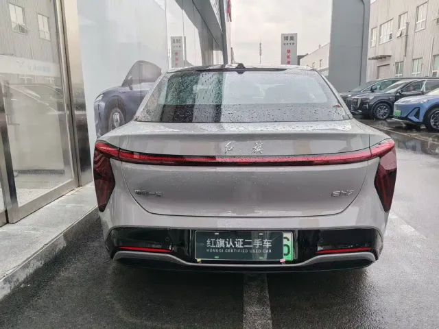 Hongqi EH7 — Фото автомобиля 8