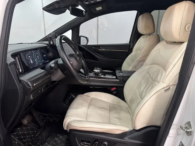 GAC Trumpchi M8 — Фото автомобиля 7