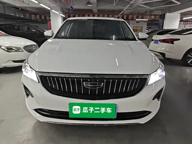 Geely Emgrand — Фото автомобиля 2