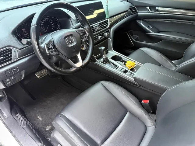 Honda Accord — Фото автомобиля 6