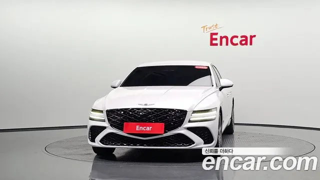 Genesis G80 Бензин 3.5 турбо AWD — Фото автомобиля 3