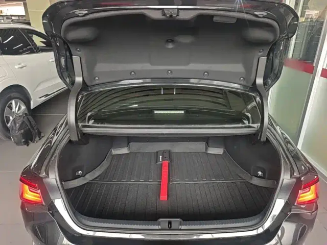 Lexus ES — Фото автомобиля 18