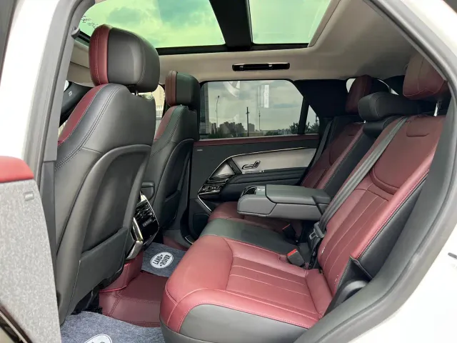 Land Rover Range Rover Sport — Фото автомобиля 5