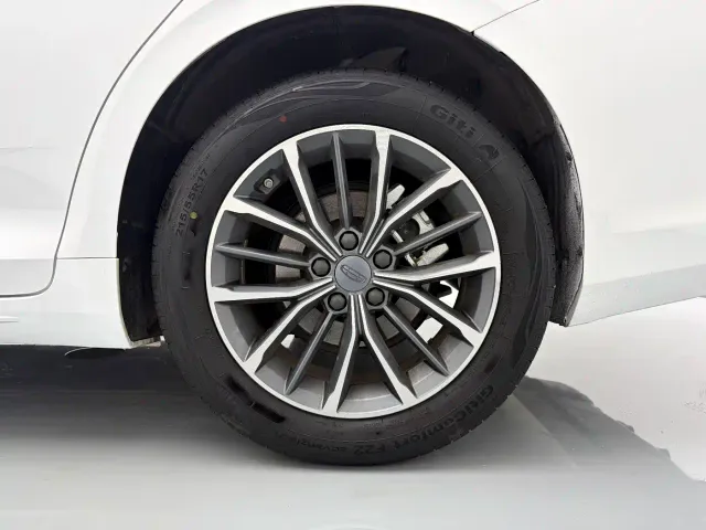 Geely Xingrui — Фото автомобиля 9