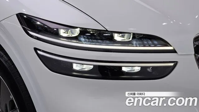 Genesis GV70 — Фото автомобиля 7