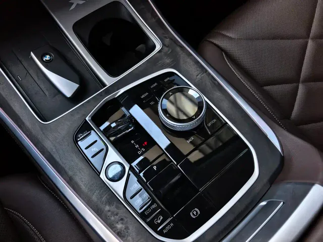 BMW X5 — Фото автомобиля 9