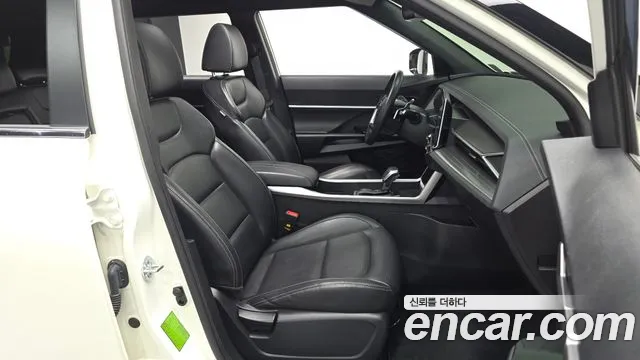 KG_Mobility_Ssangyong Torres Torres Бензин 1.5 2WD — Фото автомобиля 11