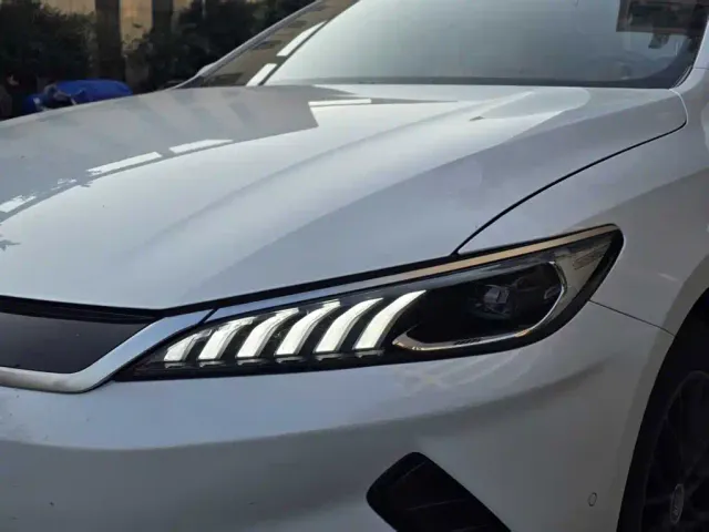 BYD Qin PLUS — Фото автомобиля 10