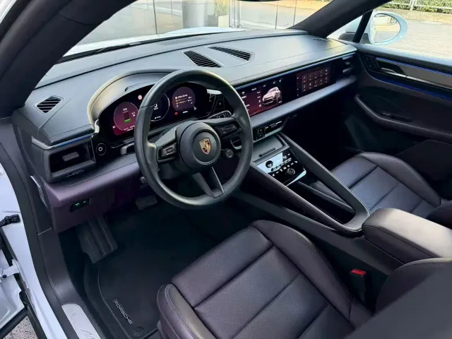 Porsche Macan EV — Фото автомобиля 8