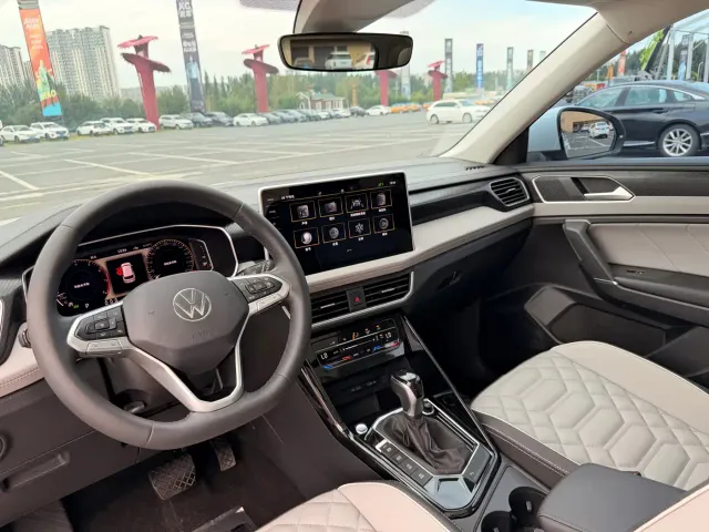 Volkswagen Tayron — Фото автомобиля 14