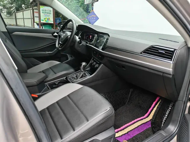 Volkswagen Sagitar — Фото автомобиля 12