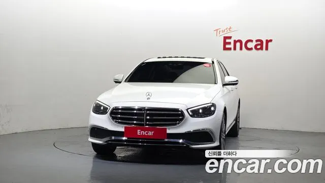 Mercedes-Benz E-Class E-класс W213 E350 4MATIC Exclusive — Фото автомобиля 3