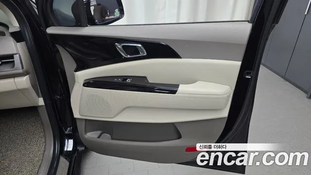 Kia Carnival 4th Gen — Фото автомобиля 14