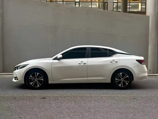 Nissan Sylphy — Фото автомобиля 3