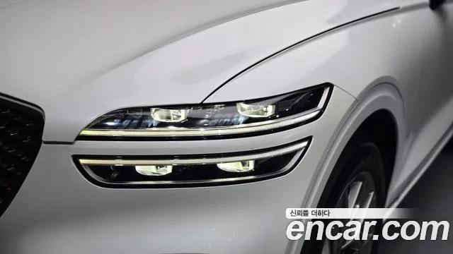 Genesis GV70 — Фото автомобиля 7