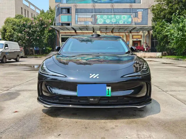 IM Motors L6 — Фото автомобиля 2