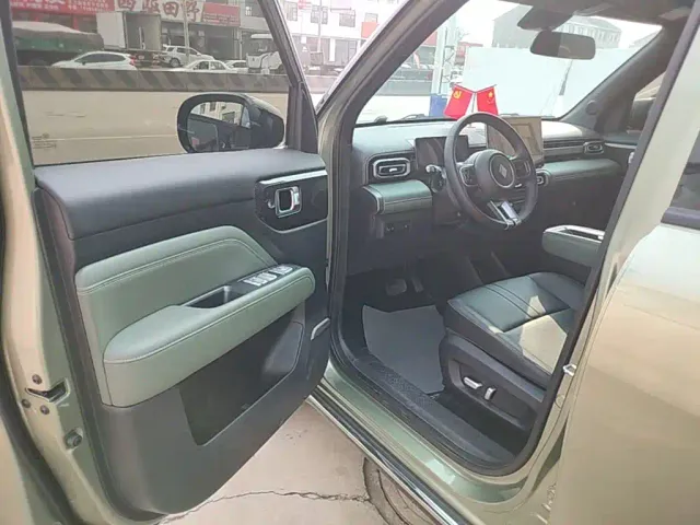 Baojun Yep Plus — Фото автомобиля 15