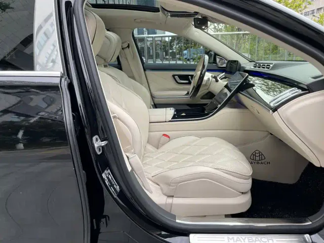 Mercedes-Benz Maybach S-Class — Фото автомобиля 20